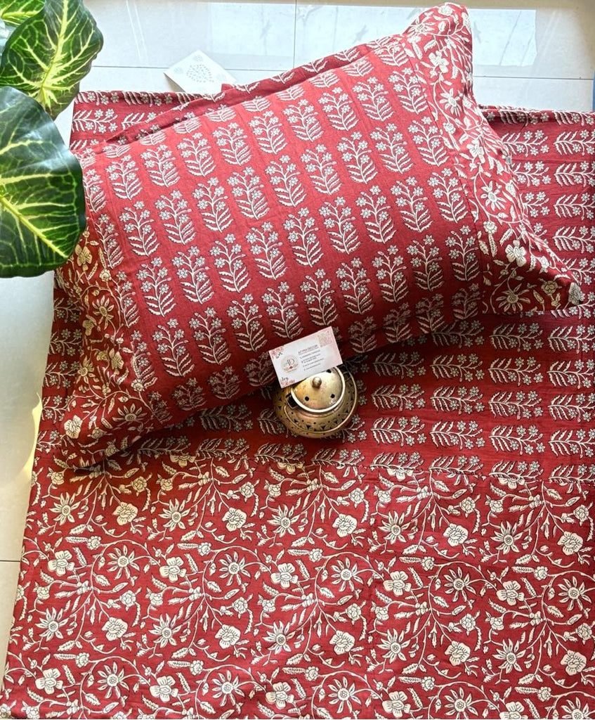 Ajrak Red Bloom Cotton Bedsheet – King Size (108x108)